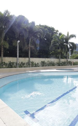 Apartamento à venda com 67m², 2 quartos e 1 vagaÁrea comum - Piscina