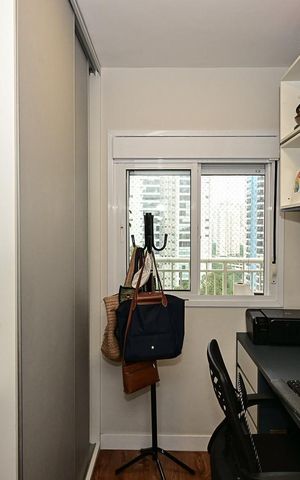 Apartamento à venda com 75m², 2 quartos e 2 vagasEscritório