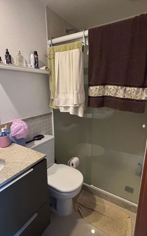 Apartamento à venda com 75m², 2 quartos e 1 vagaBanheiro do Quarto 1