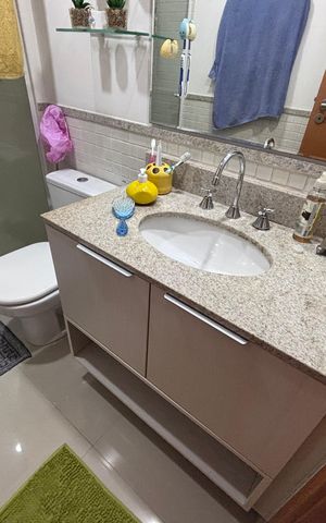 Apartamento à venda com 75m², 2 quartos e 1 vagaBanheiro