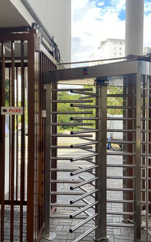 Apartamento à venda com 78m², 2 quartos e 1 vagaFachada e portaria