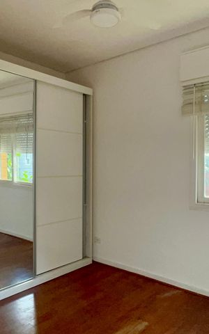 Casa à venda com 116m², 3 quartos e 1 vaga Casa à venda com 116m², 3 quartos e 1 vagaQuarto