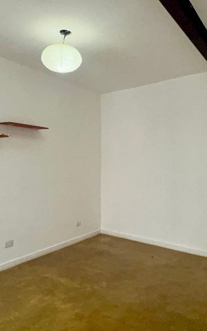 Casa à venda com 116m², 3 quartos e 1 vaga Casa à venda com 116m², 3 quartos e 1 vagaEdícula