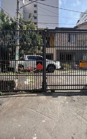Casa à venda com 116m², 3 quartos e 1 vaga Casa à venda com 116m², 3 quartos e 1 vagaFachada