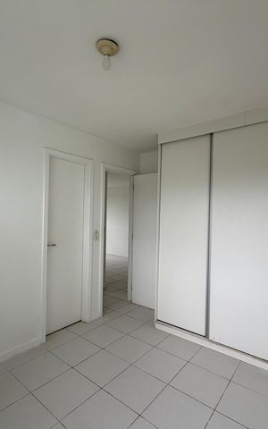 Apartamento à venda com 77m², 2 quartos e 1 vaga Apartamento à venda com 77m², 2 quartos e 1 vagaSuíte 1