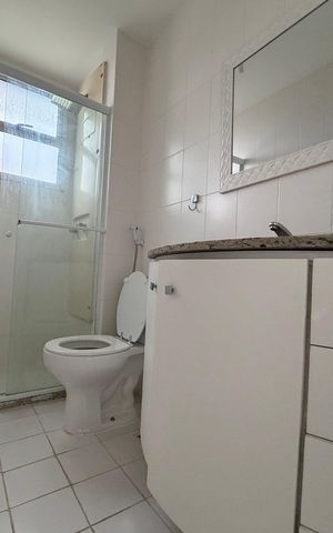 Apartamento à venda com 77m², 2 quartos e 1 vaga Apartamento à venda com 77m², 2 quartos e 1 vagaBanheiro da suíte 1