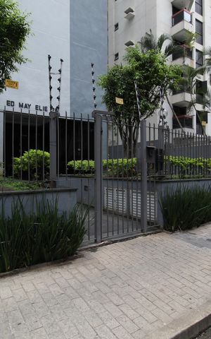 Apartamento à venda com 66m², 2 quartos e 1 vagaFachada