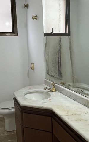 Apartamento para alugar com 189m², 3 quartos e 2 vagasLavabo