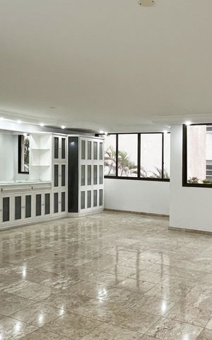 Apartamento para alugar com 189m², 3 quartos e 2 vagasSala