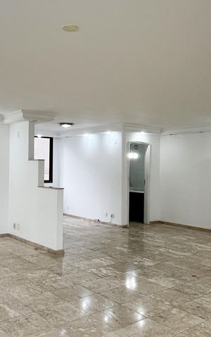 Apartamento para alugar com 189m², 3 quartos e 2 vagasSala