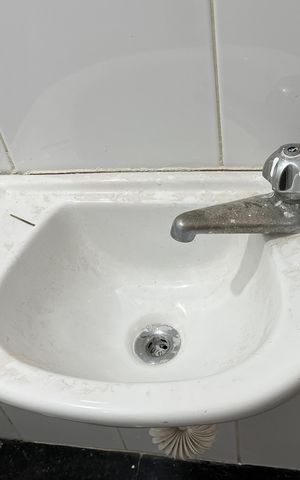 Apartamento para alugar com 189m², 3 quartos e 2 vagasBanheiro de serviço