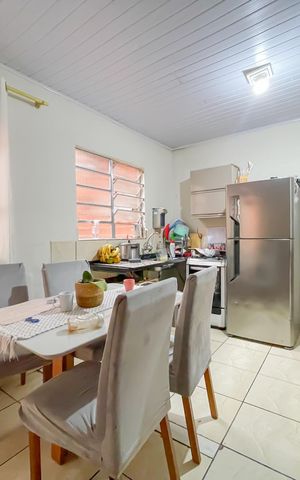 Casa à venda com 125m², 2 quartos e sem vaga Casa à venda com 125m², 2 quartos e sem vagaSala e Cozinha (Casa 2)