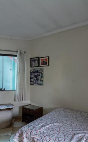 Casa à venda com 304m², 1 quarto e 2 vagas Casa à venda com 304m², 1 quarto e 2 vagasSala Casa 2