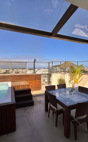 Apartamento à venda com 160m², 2 quartos e 2 vagas Apartamento à venda com 160m², 2 quartos e 2 vagasVaranda/Terraço