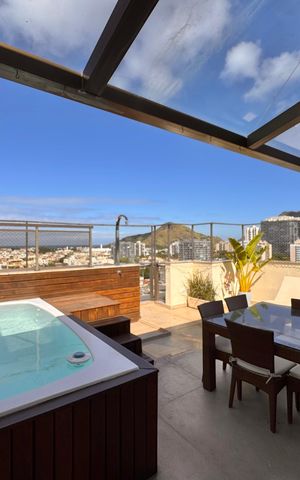 Apartamento à venda com 160m², 2 quartos e 2 vagas Apartamento à venda com 160m², 2 quartos e 2 vagasVaranda/Terraço