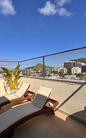 Apartamento à venda com 160m², 2 quartos e 2 vagas Apartamento à venda com 160m², 2 quartos e 2 vagasVaranda/Terraço