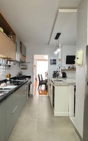 Apartamento à venda com 292m², 4 quartos e 1 vaga Apartamento à venda com 292m², 4 quartos e 1 vagaCozinha