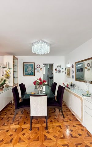 Apartamento à venda com 292m², 4 quartos e 1 vaga Apartamento à venda com 292m², 4 quartos e 1 vagaSala