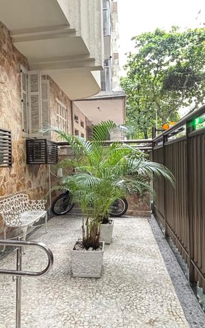Apartamento à venda com 292m², 4 quartos e 1 vaga Apartamento à venda com 292m², 4 quartos e 1 vagaÁrea comum