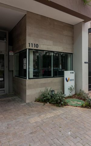 Studio à venda com 24m², 1 quarto e sem vaga Studio à venda com 24m², 1 quarto e sem vagaFachada
