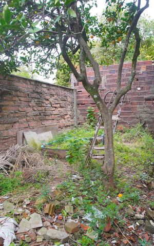 Casa à venda com 180m², 2 quartos e 8 vagasQuintal