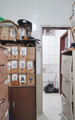 Casa à venda com 180m², 2 quartos e 8 vagasQuarto 2