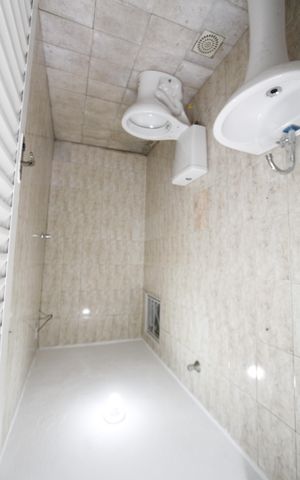 Casa para alugar com 100m², 2 quartos e sem vagaBanheiro Social