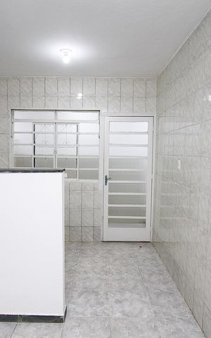 Casa para alugar com 100m², 2 quartos e sem vagaSala