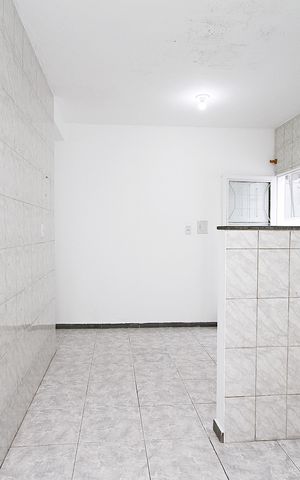 Casa para alugar com 100m², 2 quartos e sem vagaÁrea de Serviço