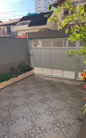 Casa à venda com 250m², 3 quartos e 3 vagas