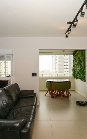 Apartamento à venda com 75m², 2 quartos e 2 vagasSala
