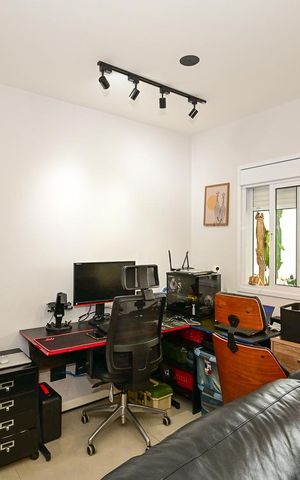 Apartamento à venda com 75m², 2 quartos e 2 vagasSala