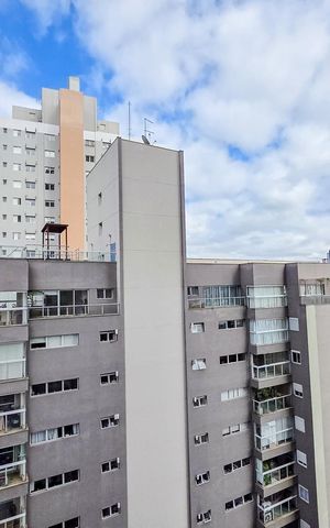 Apartamento à venda com 153m², 4 quartos e 3 vagas Apartamento à venda com 153m², 4 quartos e 3 vagasVista do Varanda do Quarto 2