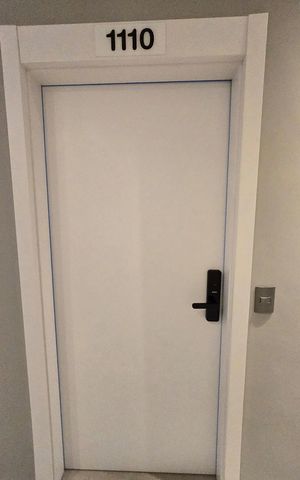 Apartamento à venda com 35m², 1 quarto e sem vaga Apartamento à venda com 35m², 1 quarto e sem vagaPorta de entrada