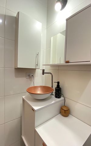 Apartamento à venda com 38m², 2 quartos e sem vaga Apartamento à venda com 38m², 2 quartos e sem vagaBanheiro