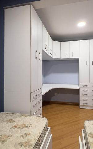 Casa à venda com 275m², 3 quartos e 3 vagas Casa à venda com 275m², 3 quartos e 3 vagasQuarto 2