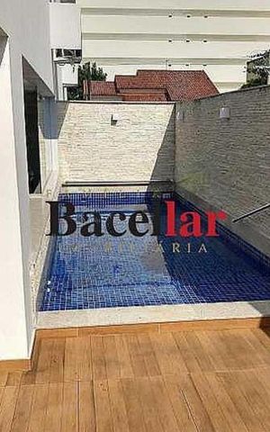 Apartamento à venda com 167m², 2 quartos e 1 vaga