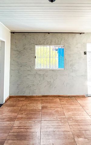 Casa à venda com 70m², 2 quartos e sem vaga Casa à venda com 70m², 2 quartos e sem vagaSala/cozinha