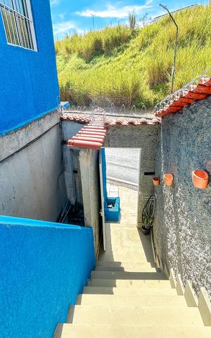 Casa à venda com 70m², 2 quartos e sem vaga Casa à venda com 70m², 2 quartos e sem vagaÁrea externa