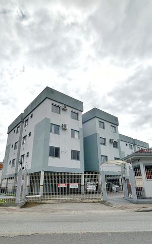 Apartamento para alugar com 50m², 2 quartos e 1 vaga Apartamento para alugar com 50m², 2 quartos e 1 vagaFachada