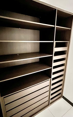 Apartamento à venda com 208m², 3 quartos e 1 vaga Apartamento à venda com 208m², 3 quartos e 1 vagaCloset da suíte 2