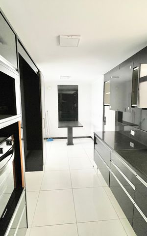 Apartamento à venda com 208m², 3 quartos e 1 vaga Apartamento à venda com 208m², 3 quartos e 1 vagaCozinha