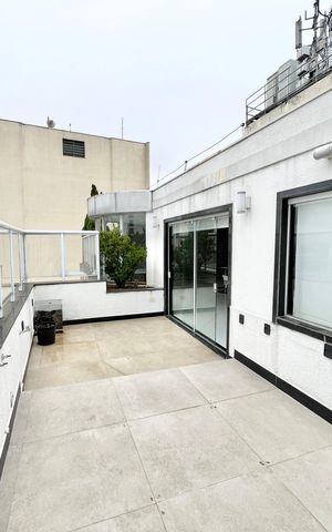 Apartamento à venda com 208m², 3 quartos e 1 vaga Apartamento à venda com 208m², 3 quartos e 1 vagaVaranda Espaço Gourmet