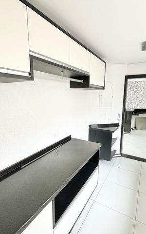 Apartamento à venda com 208m², 3 quartos e 1 vaga Apartamento à venda com 208m², 3 quartos e 1 vagaCozinha 2