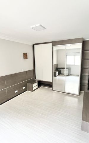 Apartamento à venda com 208m², 3 quartos e 1 vaga Apartamento à venda com 208m², 3 quartos e 1 vagaQuarto 2 - Suíte