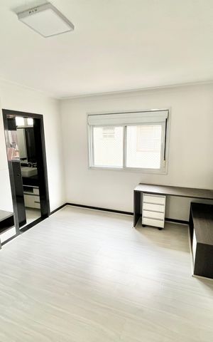 Apartamento à venda com 208m², 3 quartos e 1 vaga Apartamento à venda com 208m², 3 quartos e 1 vagaQuarto 2 - Suíte