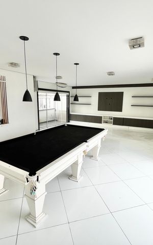 Apartamento à venda com 208m², 3 quartos e 1 vaga Apartamento à venda com 208m², 3 quartos e 1 vagaEspaço Gourmet
