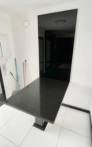 Apartamento à venda com 208m², 3 quartos e 1 vaga Apartamento à venda com 208m², 3 quartos e 1 vagaCozinha