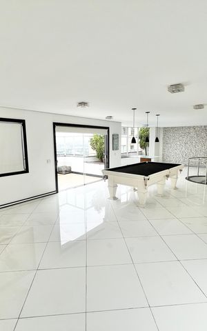Apartamento à venda com 208m², 3 quartos e 1 vaga Apartamento à venda com 208m², 3 quartos e 1 vagaEspaço Gourmet