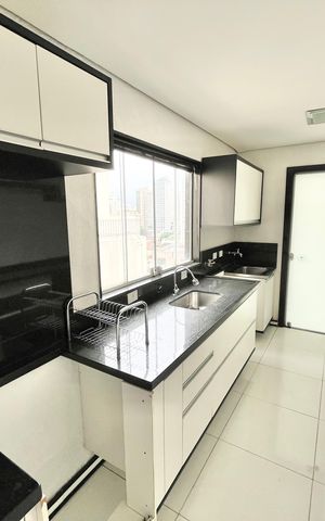 Apartamento à venda com 208m², 3 quartos e 1 vaga Apartamento à venda com 208m², 3 quartos e 1 vagaCozinha 2